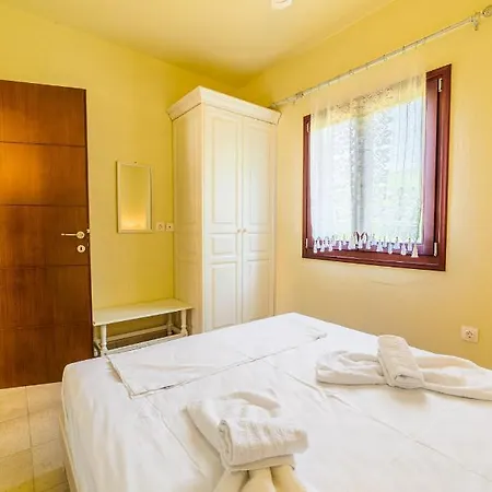 Holiday home Harmony House *